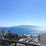 Blissful Lägenhet Sarandë